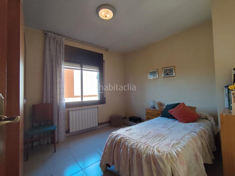 Foto 93f37581-2acc-486b-b99f-d1cec324968a. Casa bifamiliare con camino riscaldamento parcheggio in Ametlla del Vallès (L´)