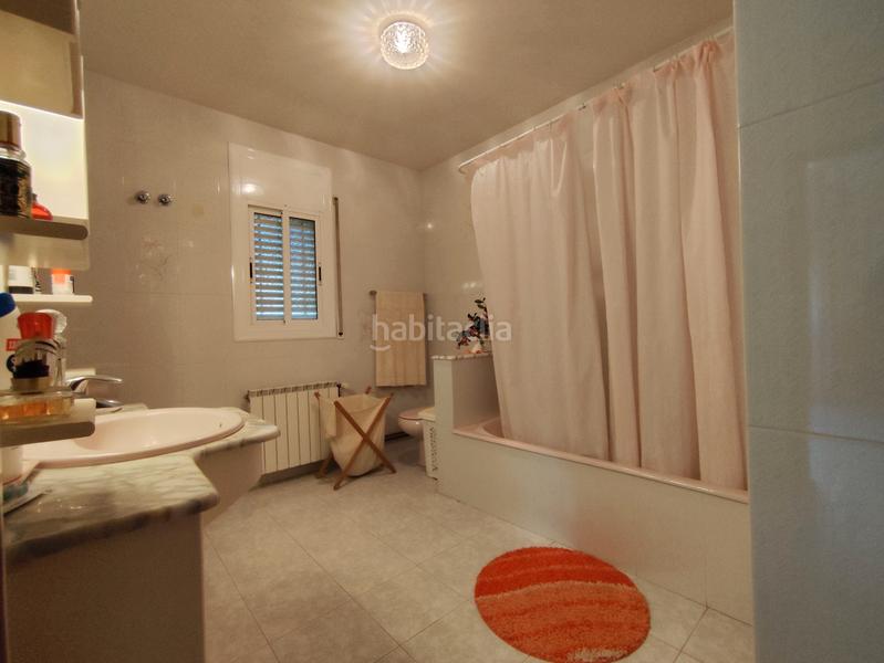 Foto a5bf1ec4-f0f9-4a09-9149-f368f95949c9. Casa bifamiliare con camino riscaldamento parcheggio in Ametlla del Vallès (L´)