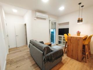 Location Studio  Carrer josep pla. Disponible: preciosa planta baja amueblada en tossa de mar – con