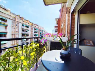 Appartamento  Carrer de biscaia. Magnífico, luminoso y amplio piso con balcón en navas, sant andr