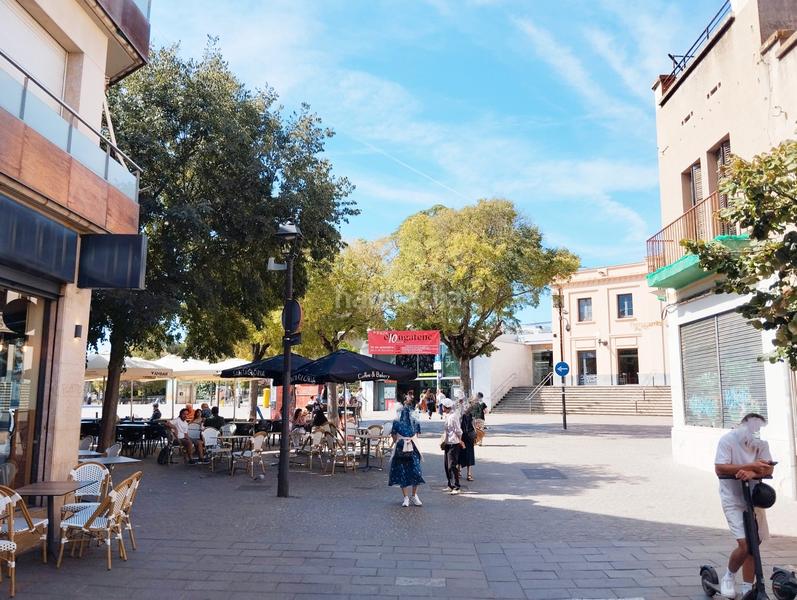 Foto dda73d93-9a24-4b13-b118-9423659dbe45. Pas-de-porte local commercial dans Centre - Estació Sant Cugat del Vallès