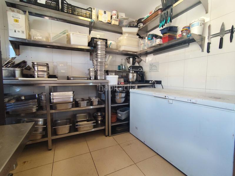 Foto b8fc2de1-ec3d-4a70-a65d-1d522fcfddeb. Traspàs local comercial a Centre - Estació Sant Cugat del Vallès