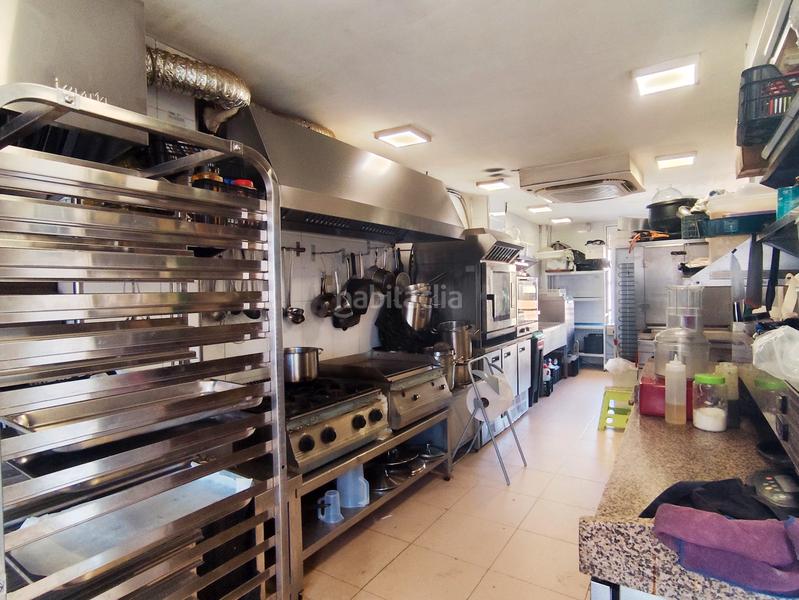 Foto 1bbaa89b-b52a-450b-ac3d-9157b42e9c12. Trapasso locale commerciale in Centre - Estació Sant Cugat del Vallès