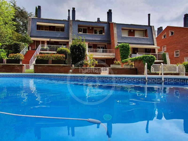 Foto 8198d5e6-294e-4cc8-abc5-10c72ee0685b. Casa amb aparcament piscina a Ametlla del Vallès (L´)