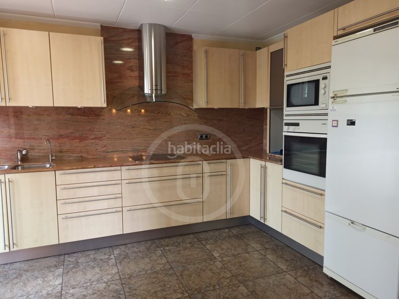 Foto a89e7250-f21c-4c8c-9953-43d04c7fcb1b. Casa amb aparcament piscina a Ametlla del Vallès (L´)