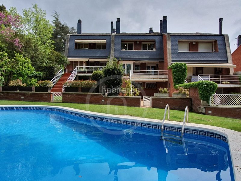 Foto d4df842a-4625-45d2-88c0-e91c1e07edd4. Casa amb aparcament piscina a Ametlla del Vallès (L´)