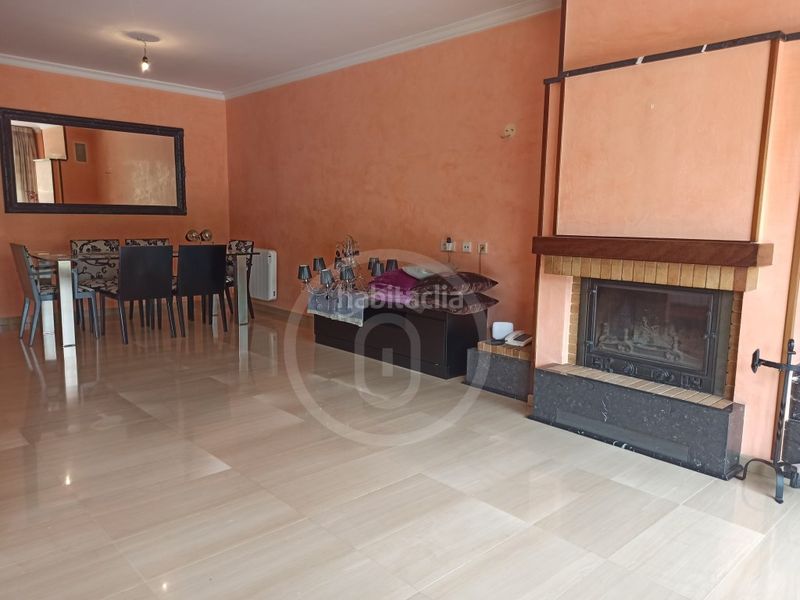 Foto efea7604-12fe-4212-a8bf-d31d4564b8d2. Casa amb aparcament piscina a Ametlla del Vallès (L´)