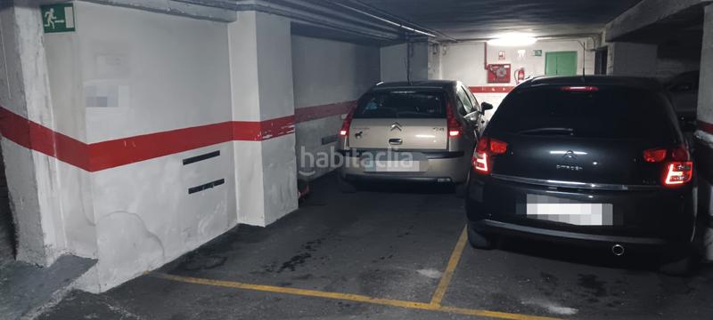 Foto b0e3ceb8-5db0-49e4-ac8d-045d350c0506. Parking coche en calle de jerónimo borao 11 garaje en Zaragoza