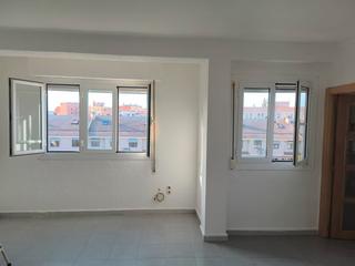 Pis a Calle los arcos 14. Barrio malpica utebo