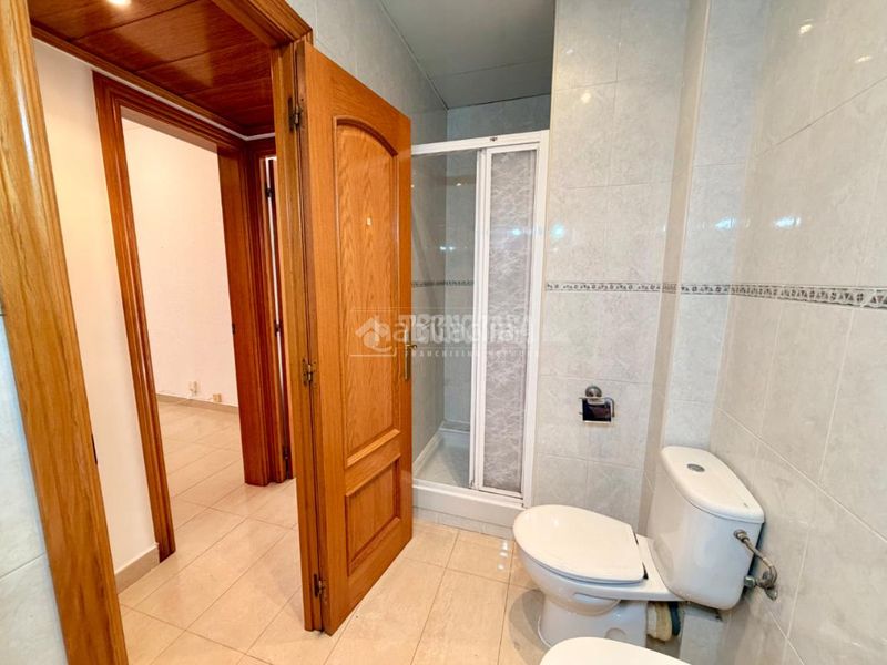 Foto 62298725-8a80-4691-84a6-374715c494f1. Piso  en venta en Sants Barcelona