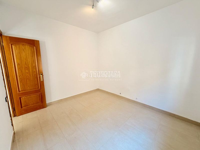Foto d6b866b7-4c00-4795-9422-08d878ed9ed7. Piso  en venta en Sants Barcelona