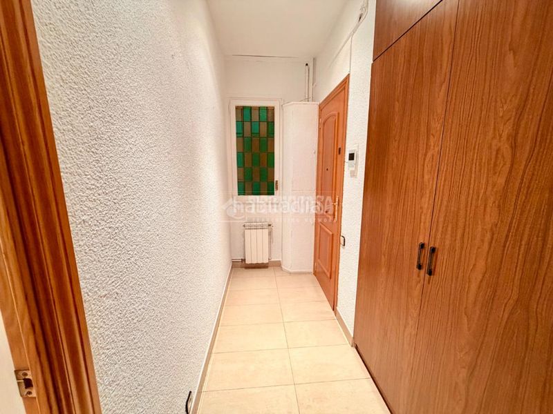 Foto f5b37037-4eec-4c1b-b962-b2a9e22b6af2. Piso  en venta en Sants Barcelona