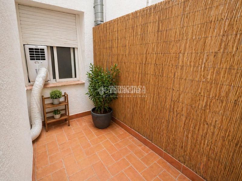 Foto 0684c447-c88c-4493-8c70-b55e8d8cd241. Pis a Hostafrancs Barcelona