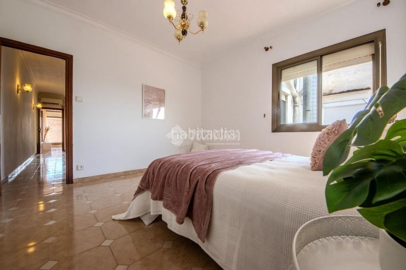Foto 0bf9fade-4340-469d-b19c-87d73b1f1ca7. Pis a Sants Barcelona