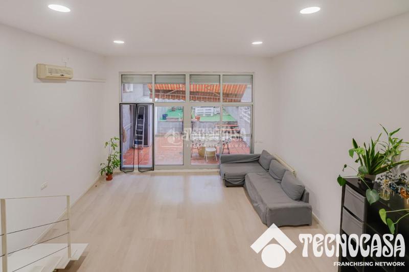 Foto 162c3cc4-4e31-4406-9825-4cf9bfc3d1aa. Etagenwohnung in Sants Barcelona