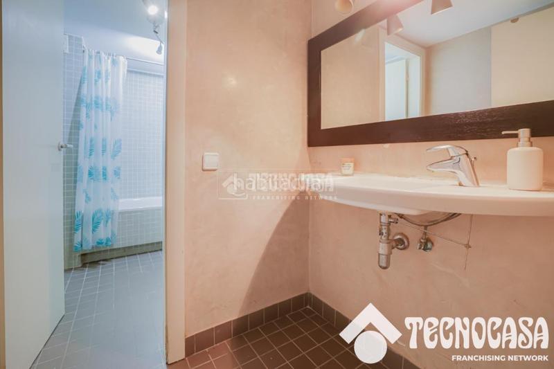 Foto 46774d76-c3ce-48bd-8c33-96033ab5f456. Etagenwohnung in Sants Barcelona