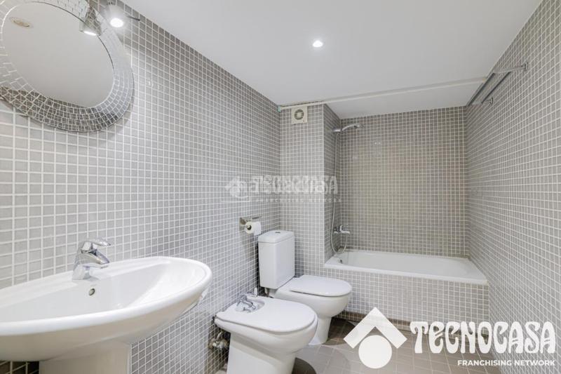 Foto 580bd9a9-a3ab-475f-ad31-32c4471c56d8. Etagenwohnung in Sants Barcelona