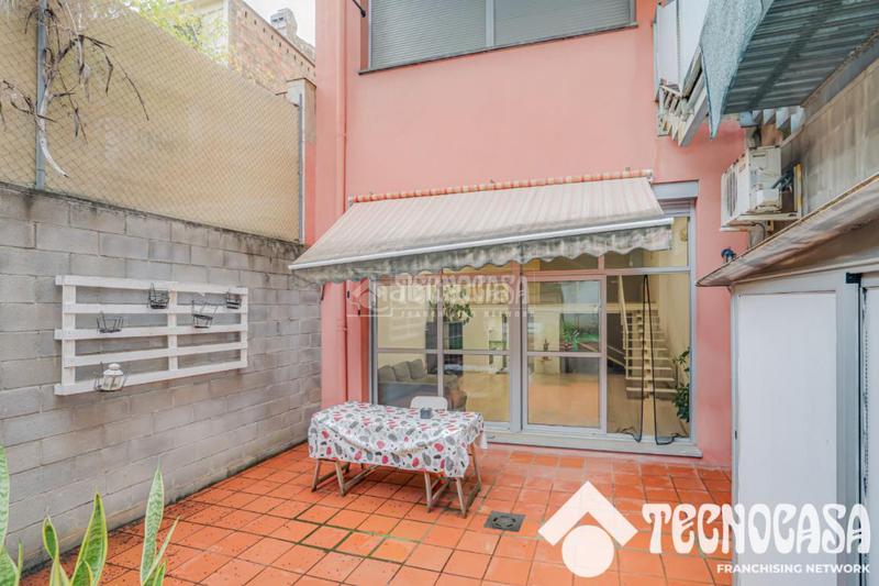 Foto 691acc24-de38-4442-bad2-c87633654f17. Etagenwohnung in Sants Barcelona