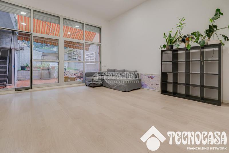 Foto 977cd4b2-ec07-4e8f-8ca3-94160faf51ba. Etagenwohnung in Sants Barcelona