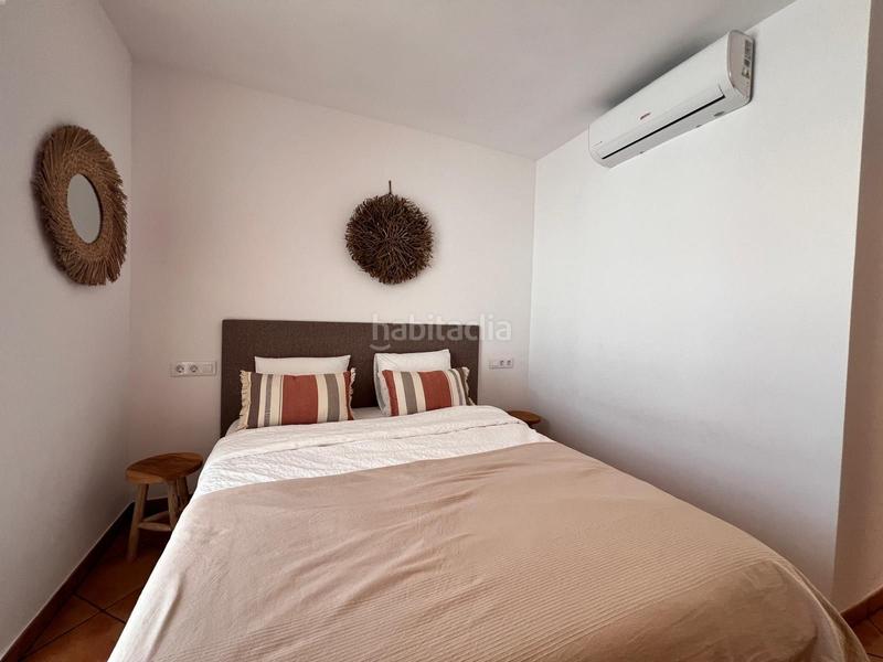 Foto 209a982c-7a9a-4746-ba67-c49aa5eb2db0. Apartamento  de dos dormitorios en planta alta con terraza privada, balcón y vistas panorámicas en la siesta, en Dénia