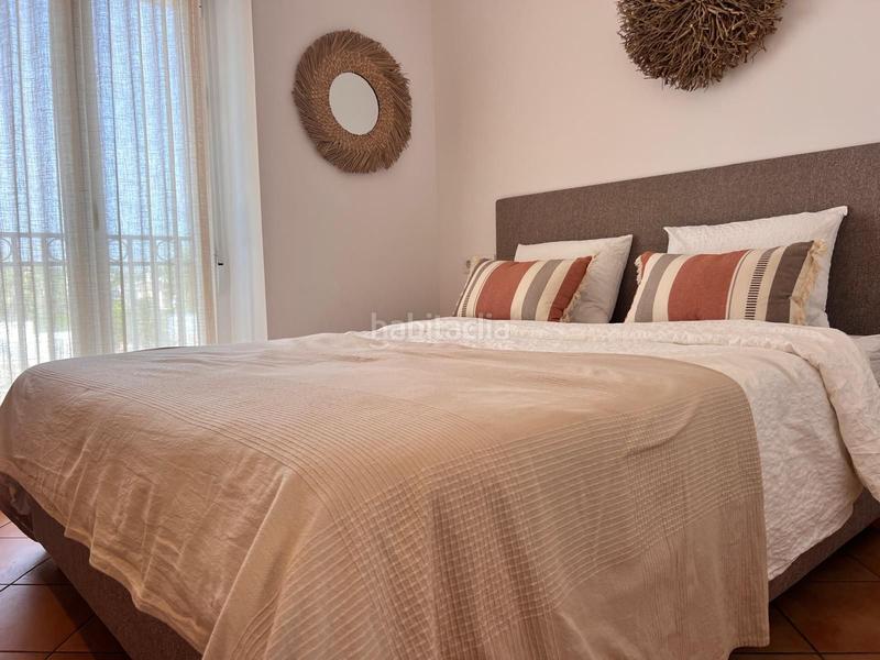 Foto 2bc4fd07-212d-48bb-aecf-f8f5af796dbb. Apartamento  de dos dormitorios en planta alta con terraza privada, balcón y vistas panorámicas en la siesta, en Dénia