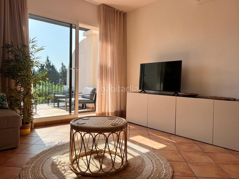 Foto ee5f6c79-c823-4496-a24f-9f8ba5ded457. Apartamento  de dos dormitorios en planta alta con terraza privada, balcón y vistas panorámicas en la siesta, en Dénia