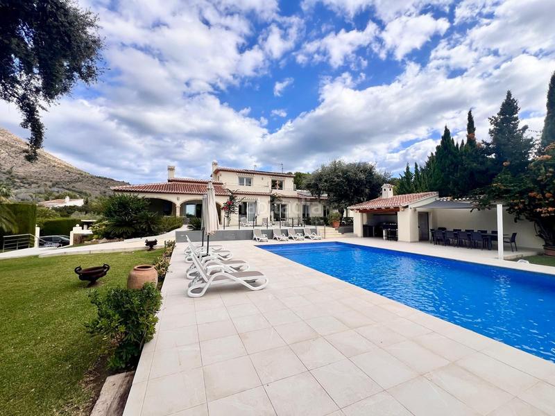 Foto 43f955c0-d345-40de-8fe0-de1a3ab71699. Chalet con riscaldamento parcheggio piscina in Montgó - Ermita Xàbia