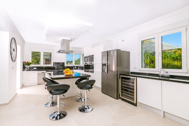 Foto 84848c3f-a9e3-4e6a-93f7-6a6100b55fa1. Xalet amb calefacció aparcament piscina a Montgó - Ermita Xàbia