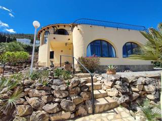 Casa en Centro. Encantadora villa con vistas panormicas al mar y a la baha el