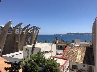Masía en Puerto. Preciosa casa de pueblo con vistas al mar en el puerto de javea