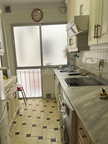 Foto 0eeea2c9-800b-4f45-b98a-26268eb0484a. Piso en calle marianista cubillo 6 piso en venta en Cádiz