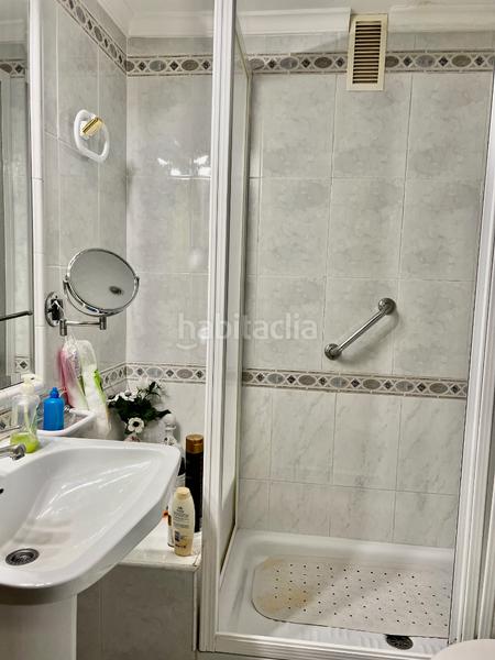 Foto 605eb6a0-7067-44dd-b10e-75708d5d6a54. Piso en calle marianista cubillo 6 piso en venta en Cádiz