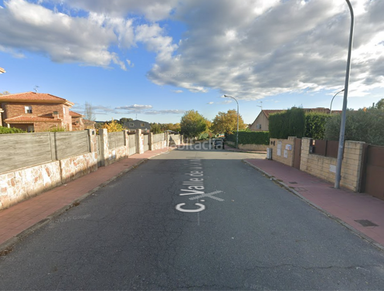Foto 8a9a7d8c-e32d-4ad0-8a66-de85861c5534. Casa in Guadarrama