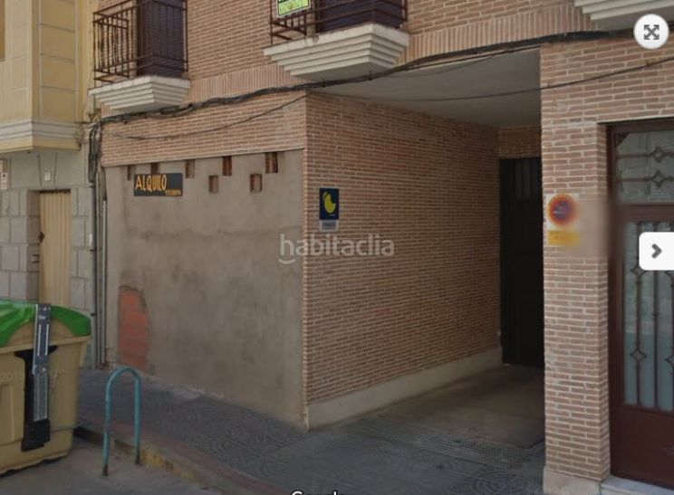 Foto fa5b984b-2783-4128-ac03-ff9965f54b6a. Local comercial a Mora