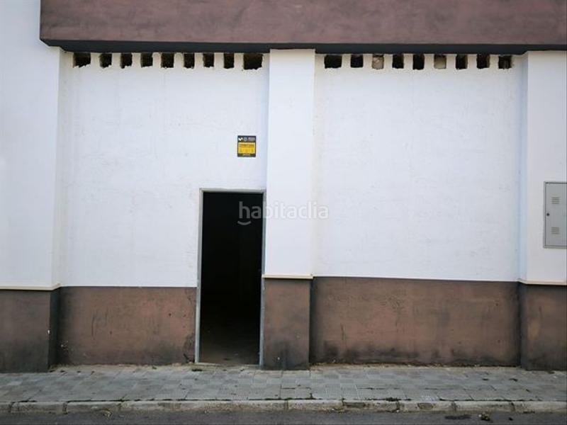 Foto 9a3a6dcf-c7f5-47e8-87f8-5ff2a4248b8a. Business premise in Pilas