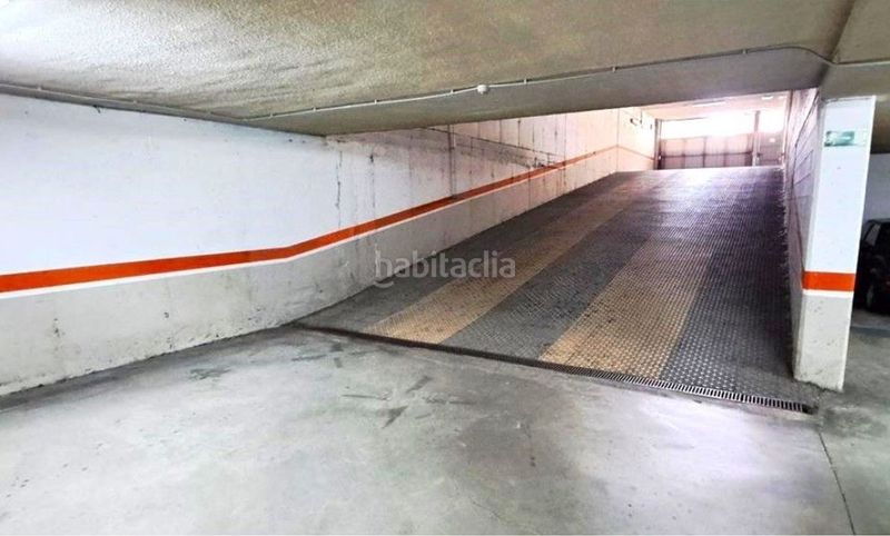 Foto fb331008-a508-4677-b017-cd8ade358c70. Aparcament cotxe a Ciudad Naranco - Prados de La Fuente Oviedo