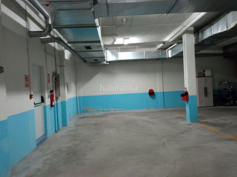 Foto f982d460-6ba9-4f1b-87c3-ed6069cf4975. Car parking in Sama Langreo