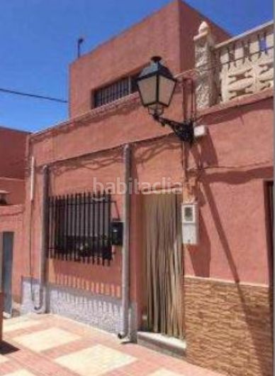 Foto ab6f1e73-3428-4a28-b0a5-12595c21a0b0. Casa adossada a Rioja