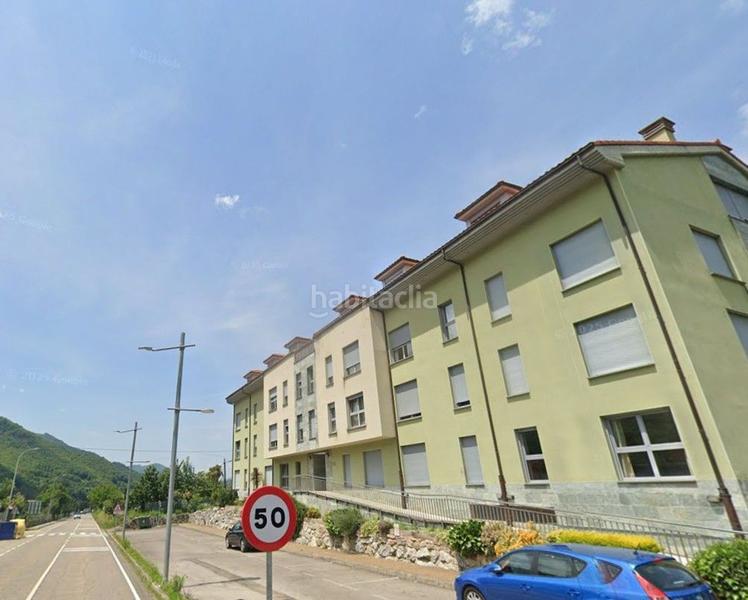 Foto 3f58d482-5b15-4b27-82e0-ca24492f3509. Aparcament cotxe a Aller