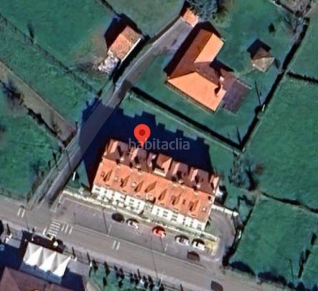 Foto 406595d5-2057-434c-a291-d0b43e2c0829. Aparcament cotxe a Aller