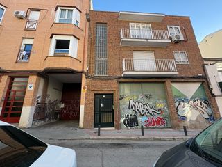 Local Comercial a Hachero 26. Oferta!!! local en venta en puente de vallecas madrid