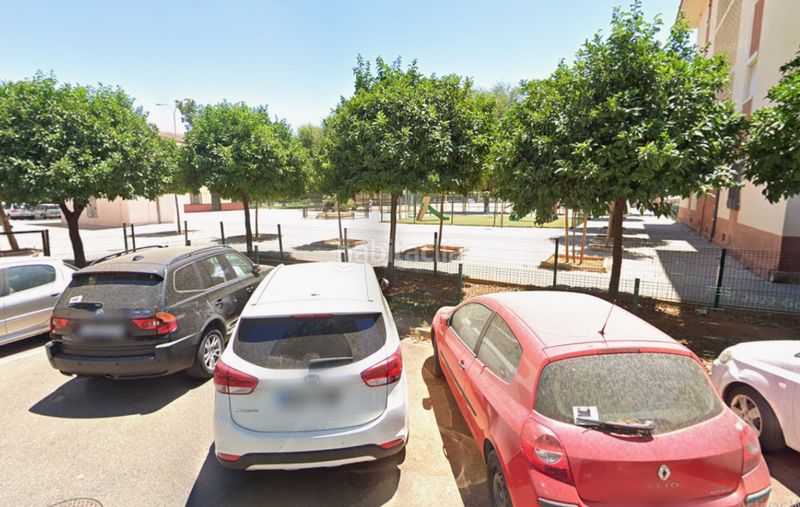 Foto 856c84aa-35c2-4476-9edc-3c150e95a83b. Pis a Parque Alcosa Sevilla