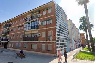 Pis  Ferrocarril. Inmueble alquilado  sin acceso al interior