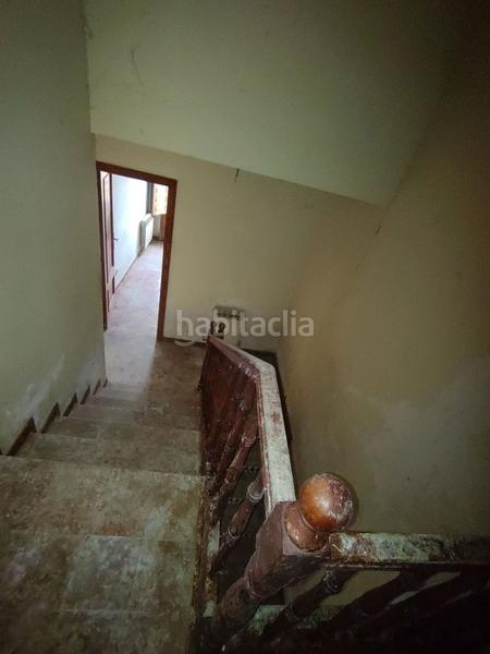 Foto 200f3063-bf33-4dd8-801c-7db4d35d3fb9. Casa adosada en Mucientes