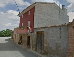 Casa  Pau,la -tarros. Inmueble okupado  sin acceso al interior