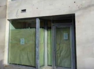 Geschäftsraum  General ricardos. Inmueble okupado  sin acceso al interior