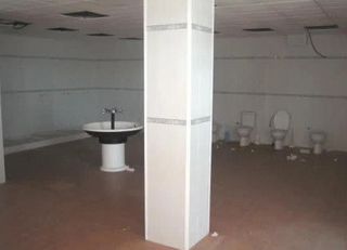 Fabrikhalle  Camino molino-poligono. Inmueble okupado  sin acceso al interior