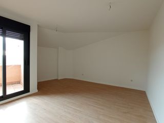 Etagenwohnung in Espirdo