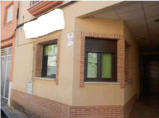 Local Comercial  Cldoctor creus. Inmueble alquilado  sin acceso al interior