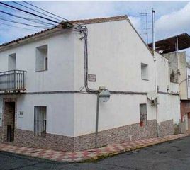 Maison  Calle madrid. Inmueble alquilado  sin acceso al interior